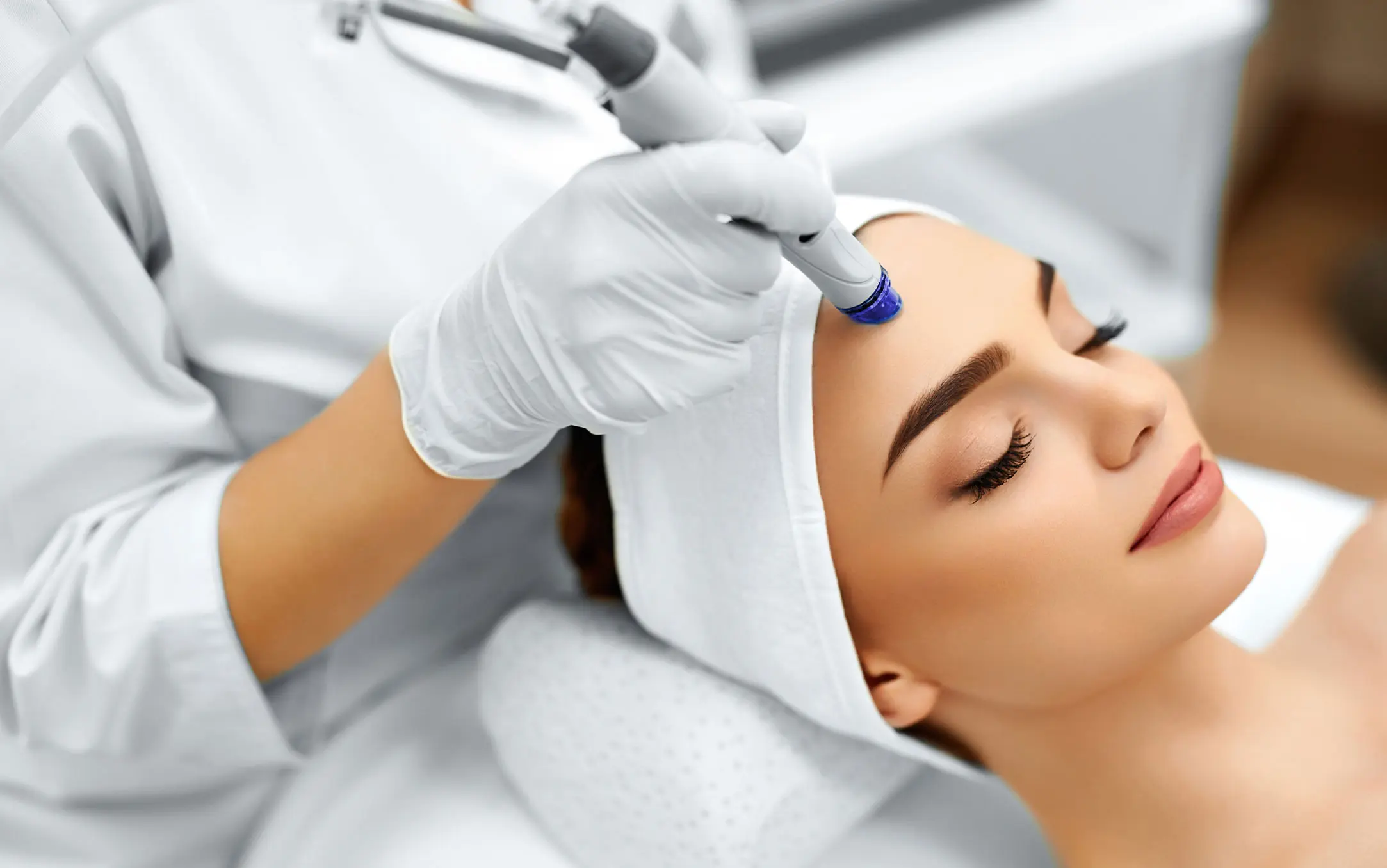 What Is Collagen Lift Therapy and How Can It Help Ageing, Loose Skin Longbridge?